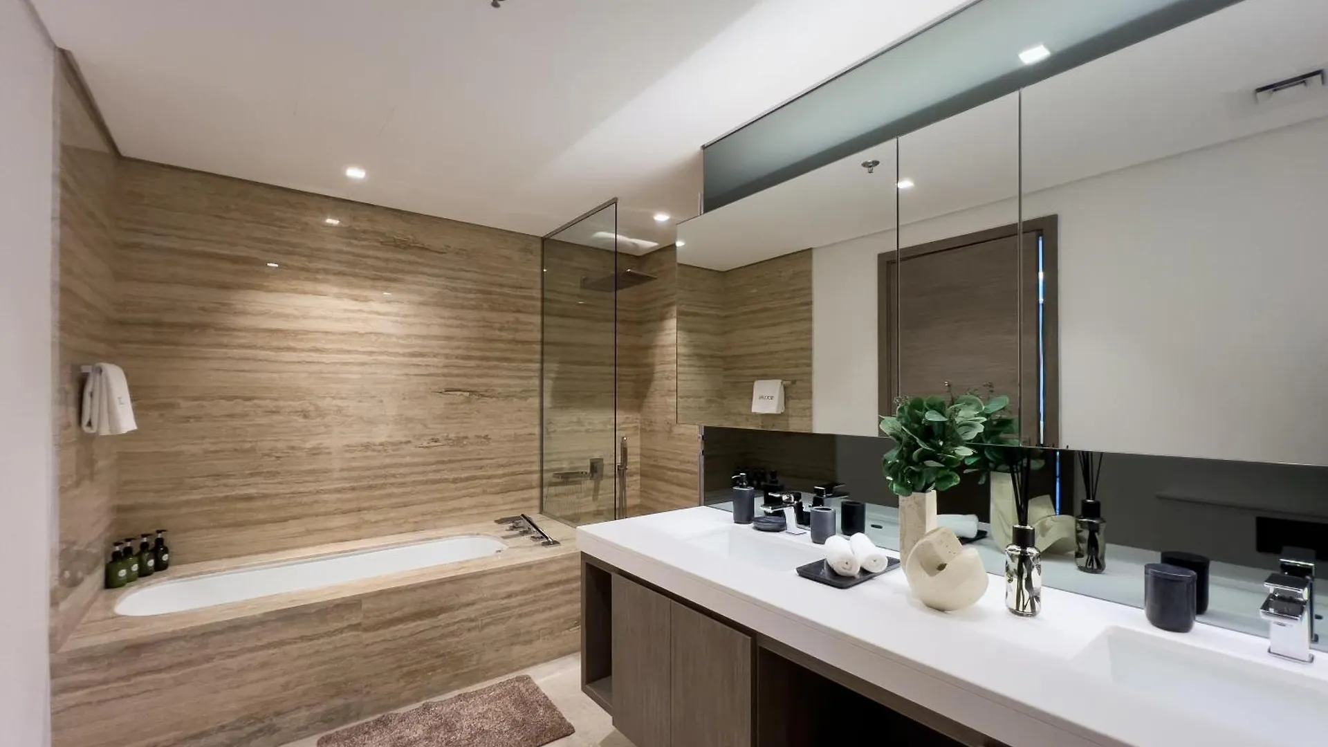 High End 1Br I The Sterling Tower In Business Bay Apartment Dubai United Arab Emirates